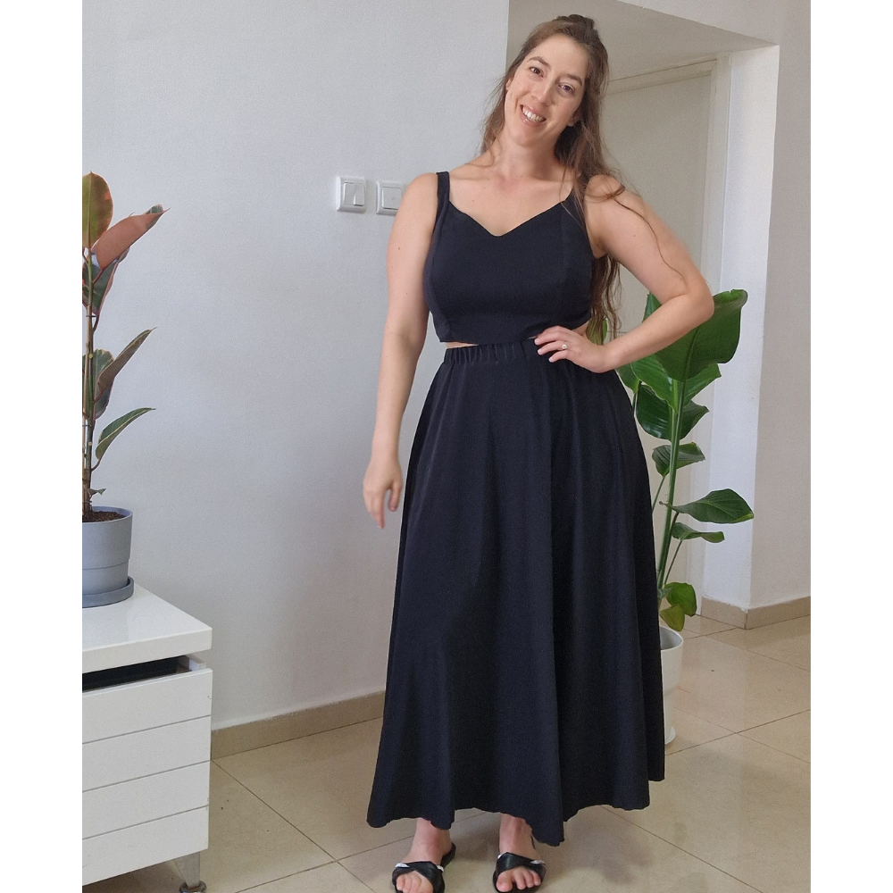חצאית יעל שחורה