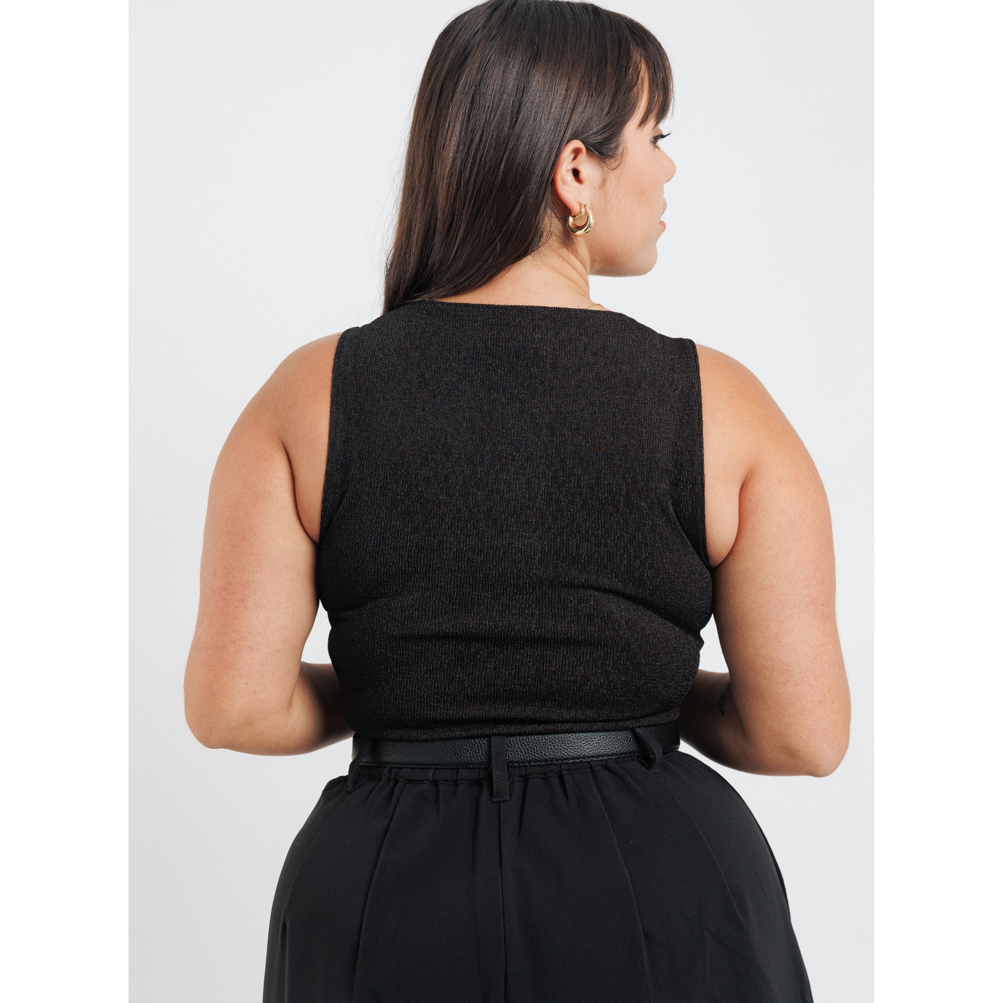 גופיית סול שחורה