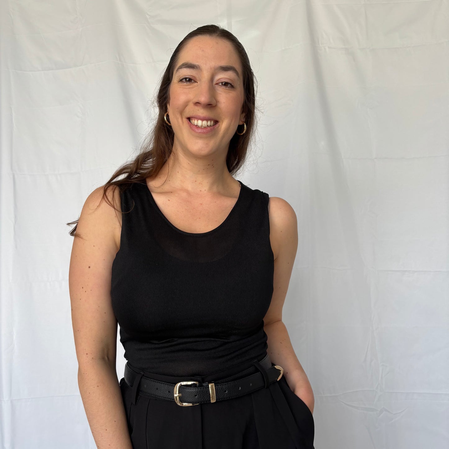 גופיית לו שחורה