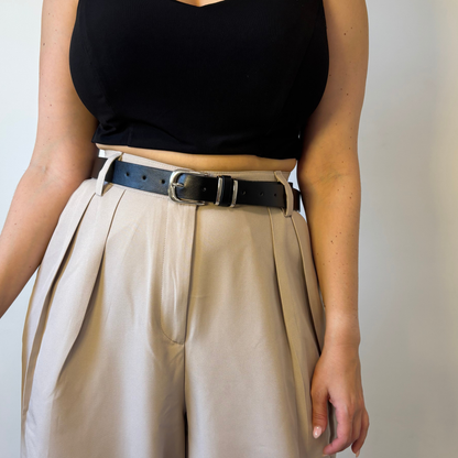 חגורה קלאסית עם אבזם כסוף